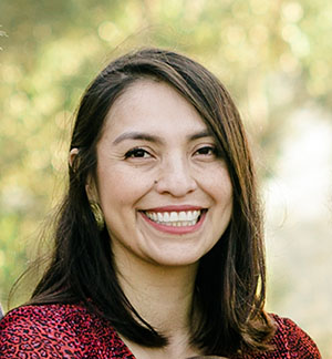 Adriana Ovalle Stevenson headshot